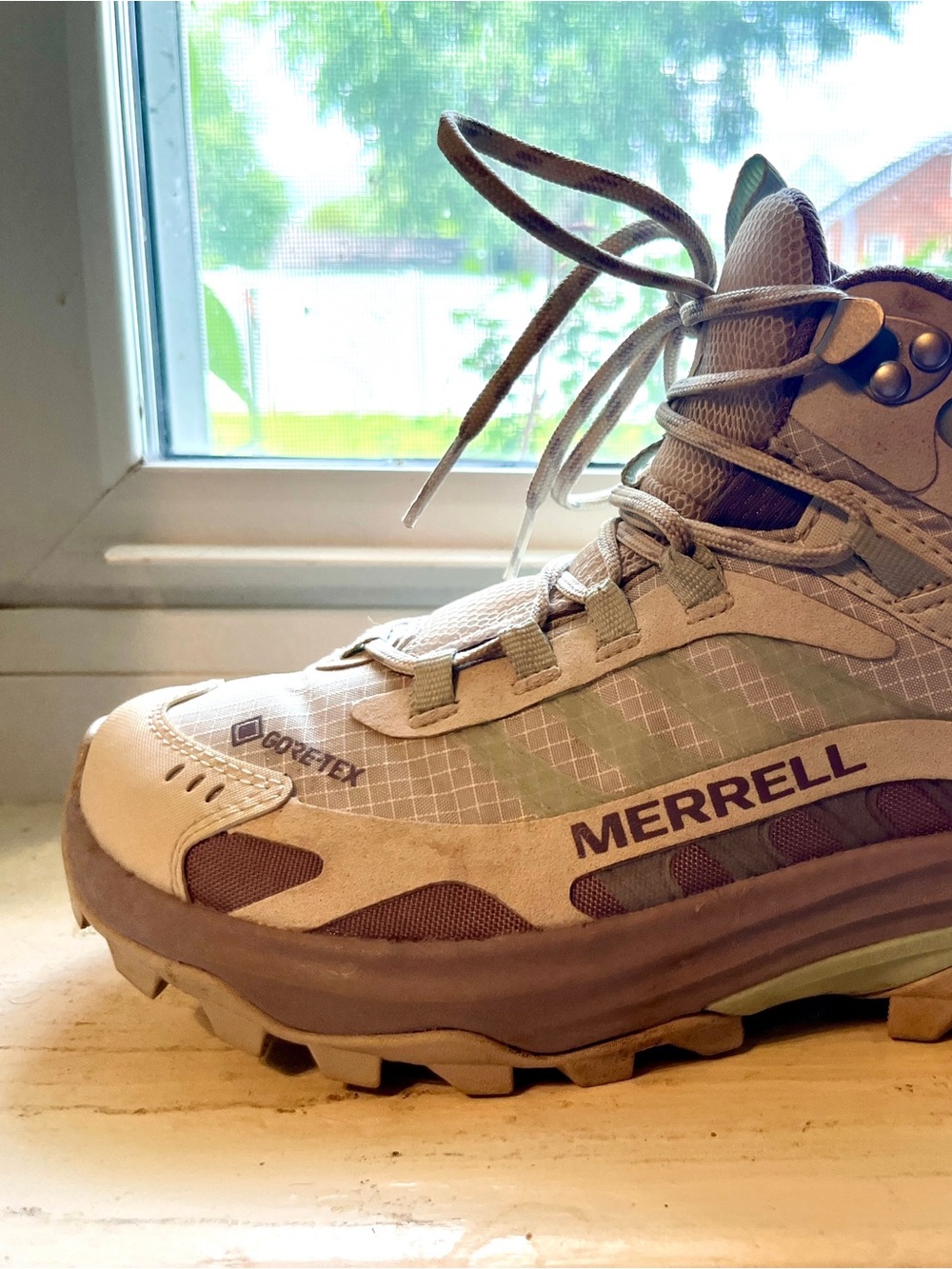 Merrell griege and sage hiking boot 6.5 M worn 3x